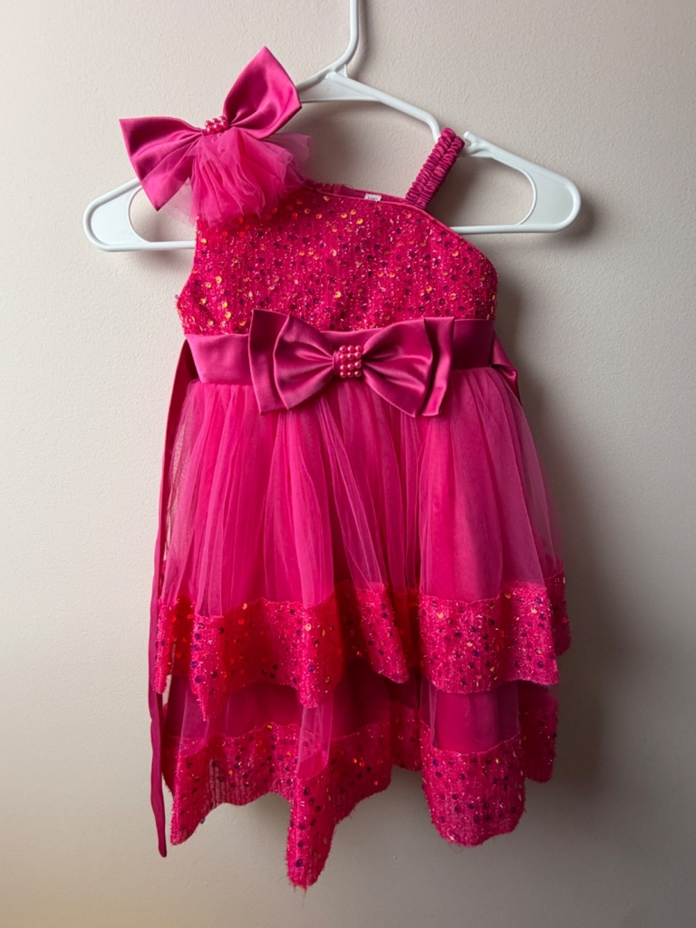 Girls Hot Pink Sequin Tulle Party Dress Size 100 (3T)